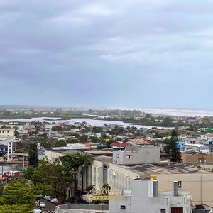 Apartamento com 91m², 2 dormitórios, 2 suítes, 2 vagas no Toronto em Torres para Comprar