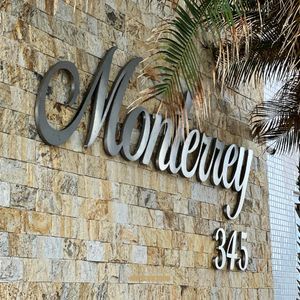 Apartamento com 130m², 3 dormitórios, 1 suíte, 2 vagas no Monterrey em Torres para Comprar