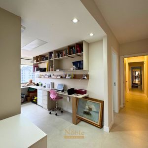 Apartamento com 161m², 4 dormitórios, 4 suítes, 2 vagas no Mare Blu em Torres para Comprar