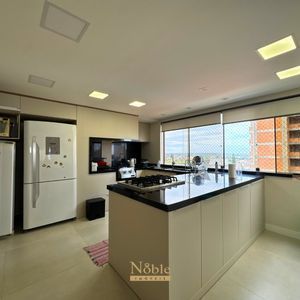 Apartamento com 161m², 4 dormitórios, 4 suítes, 2 vagas no Mare Blu em Torres para Comprar