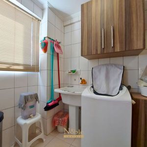 Apartamento com 131m², 3 dormitórios, 1 suíte, 2 vagas no Torre do Sol em Torres para Comprar