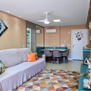 Apartamento com 72m², 2 dormitórios, 1 suíte, 2 vagas no San Pietro em Torres para Comprar