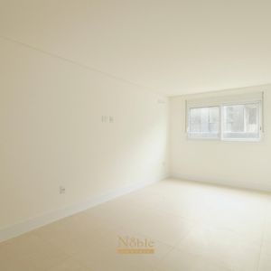 Apartamento com 130m², 3 dormitórios, 1 suíte, 2 vagas no Monterrey em Torres para Comprar