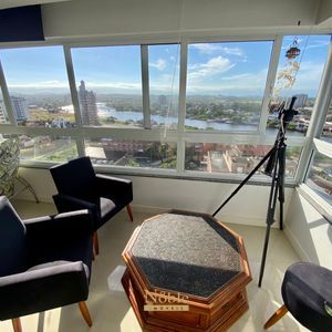 Apartamento com 100m², 3 dormitórios, 1 suíte, 2 vagas no Torre de Athena em Torres para Comprar