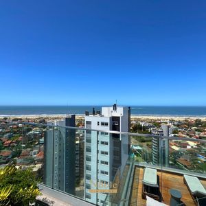 Apartamento com 78m², 2 dormitórios, 1 suíte, 1 vaga no Vista Mare em Torres para Comprar