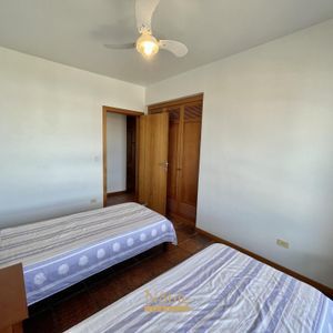 Apartamento com 186m², 3 dormitórios, 1 suíte, 2 vagas no Debret em Torres para Comprar