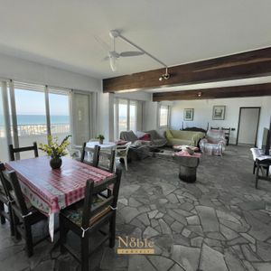 Apartamento com 236m², 4 dormitórios, 1 suíte, 1 vaga no Panorama em Torres para Comprar