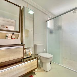 Apartamento com 120m², 4 dormitórios, 1 suíte, 2 vagas no Michelângelo em Torres para Comprar