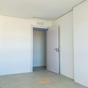 Apartamento com 110m², 3 dormitórios, 3 suítes, 2 vagas no Montalcino em Torres para Comprar