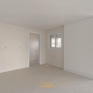 Apartamento com 130m², 3 dormitórios, 1 suíte, 2 vagas no Monterrey em Torres para Comprar