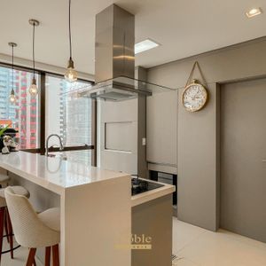 Apartamento com 103m², 3 dormitórios, 3 suítes, 2 vagas no Absoluto em Torres para Comprar