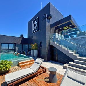 Apartamento com 113m², 3 dormitórios, 1 suíte, 2 vagas no Vista Mare em Torres para Comprar