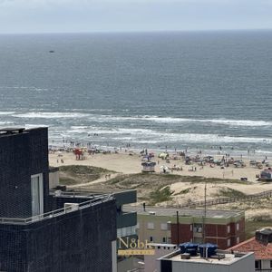 Apartamento com 90m², 2 dormitórios, 2 suítes, 2 vagas no Maui Residencial em Torres para Comprar