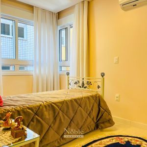 Apartamento com 84m², 2 dormitórios, 1 suíte, 2 vagas no Dom Raphael em Torres para Comprar