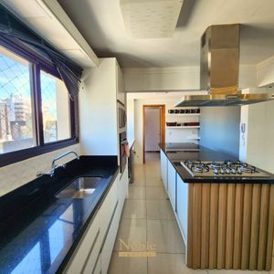 Apartamento com 200m², 3 dormitórios, 3 suítes, 2 vagas no San Marino em Torres para Comprar