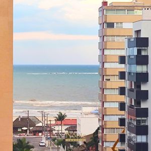 Apartamento com 135m², 3 dormitórios, 3 suítes, 2 vagas no Montalcino em Torres para Comprar