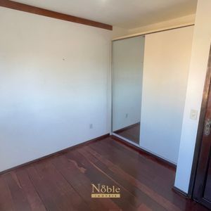 Apartamento com 140m², 3 dormitórios, 1 suíte, 1 vaga no Edificio Clezar em Torres para Comprar