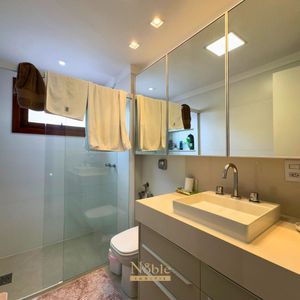 Apartamento com 161m², 4 dormitórios, 4 suítes, 2 vagas no Mare Blu em Torres para Comprar