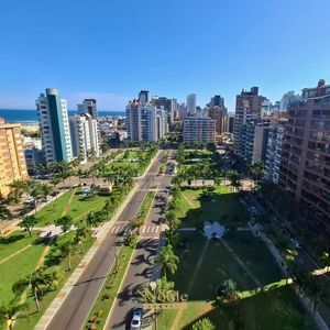 Apartamento com 98m², 3 dormitórios, 1 suíte, 3 vagas no Metropolitan em Torres para Comprar