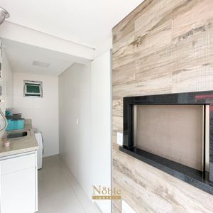 Apartamento com 124m², 3 dormitórios, 3 suítes, 2 vagas no Lê Classic em Torres para Comprar