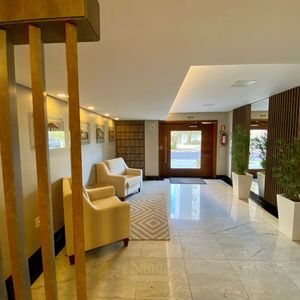 Apartamento com 100m², 3 dormitórios, 1 suíte, 2 vagas no Torre de Athena em Torres para Comprar