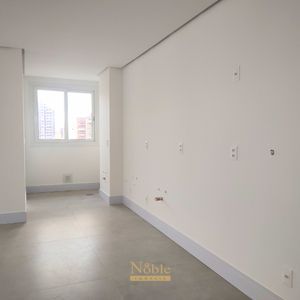 Apartamento com 135m², 3 dormitórios, 3 suítes, 2 vagas no Montalcino em Torres para Comprar