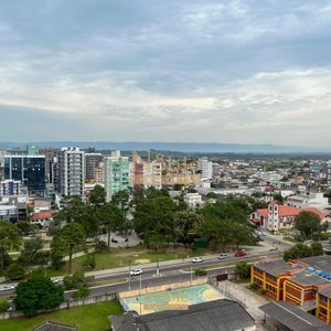 Apartamento com 89m², 2 dormitórios, 2 suítes, 1 vaga no Caparelli em Torres para Comprar