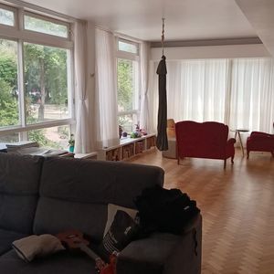 Lindo Apartamento com 3 suítes á venda no Centro de Porto Alegre.
