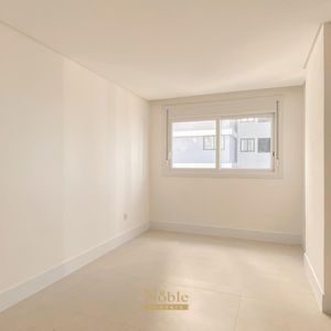 Apartamento com 130m², 3 dormitórios, 1 suíte, 2 vagas no Monterrey em Torres para Comprar