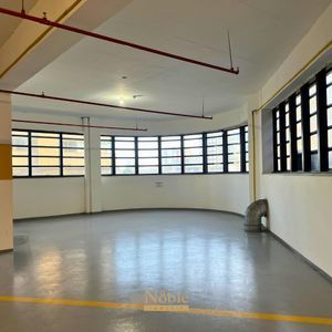 Apartamento com 105m², 2 dormitórios, 1 suíte, 2 vagas no Vesta em Torres para Comprar