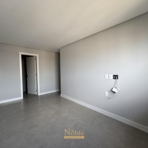 Apartamento com 77m², 2 dormitórios, 1 suíte, 1 vaga no Maui Residencial em Torres para Comprar