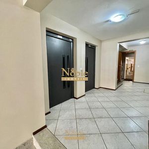 Apartamento com 98m², 3 dormitórios, 1 suíte, 1 vaga no Mar de Flores em Torres para Comprar