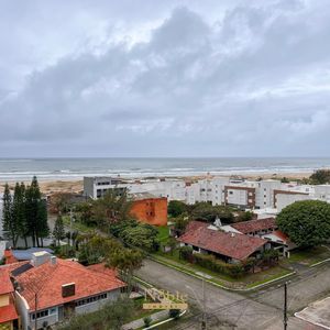 Apartamento com 150m², 3 dormitórios, 1 suíte, 2 vagas no Pousada do Sol em Torres para Comprar