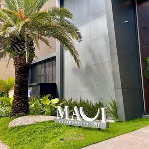 Apartamento com 102m², 3 dormitórios, 1 suíte, 2 vagas no Maui Residencial em Torres para Comprar