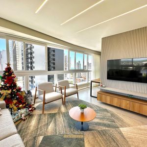 Apartamento com 104m², 3 dormitórios, 1 suíte, 2 vagas no Ibiza em Torres para Comprar