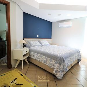 Apartamento com 263m², 4 dormitórios, 4 suítes, 4 vagas no Neptuno em Torres para Comprar