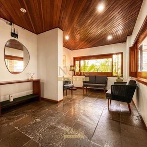 Apartamento com 122m², 3 dormitórios, 1 suíte, 1 vaga no Villa del Mar em Torres para Comprar