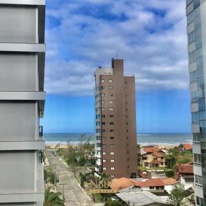 Apartamento com 130m², 3 dormitórios, 1 suíte, 2 vagas no Monterrey em Torres para Comprar