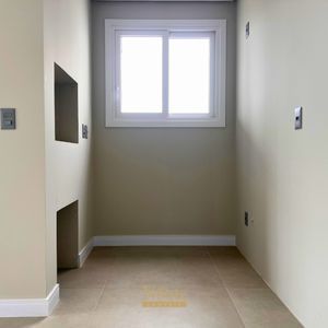 Apartamento com 107m², 2 dormitórios, 2 suítes, 2 vagas no Ibiza em Torres para Comprar