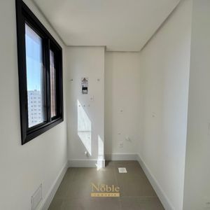 Apartamento com 108m², 3 dormitórios, 3 suítes, 2 vagas no Urban em Torres para Comprar