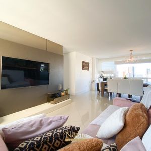 Apartamento com 120m², 4 dormitórios, 1 suíte, 2 vagas no Michelângelo em Torres para Comprar