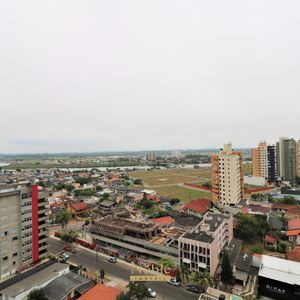 Apartamento com 109m², 3 dormitórios, 1 suíte, 2 vagas no San Pietro em Torres para Comprar