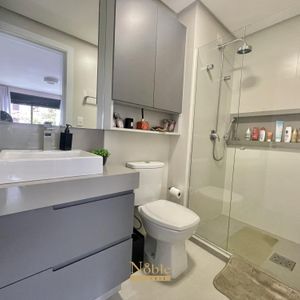Apartamento com 78m², 2 dormitórios, 1 suíte, 2 vagas no Residencial DI Capri em Torres para Comprar