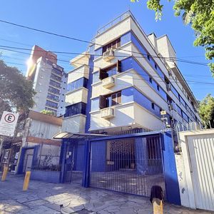 Ótimo apartamento com  3 dormitórios no Bairro Petrópolis