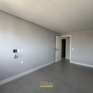 Apartamento com 102m², 3 dormitórios, 1 suíte, 2 vagas no Maui Residencial em Torres para Comprar