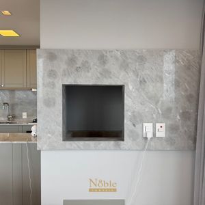 Apartamento com 102m², 3 dormitórios, 1 suíte, 2 vagas no Maui Residencial em Torres para Comprar