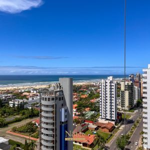 Apartamento com 93m², 2 dormitórios, 2 suítes, 2 vagas no Bella Vita em Torres para Comprar