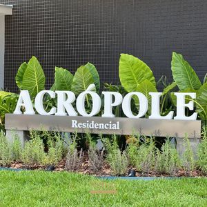 Apartamento com 160m², 2 dormitórios, 1 suíte, 1 vaga no Residencial Acrópole em Torres para Comprar