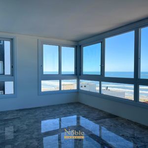 Apartamento com 119m², 3 dormitórios, 3 suítes, 2 vagas no La Vistara em Torres para Comprar