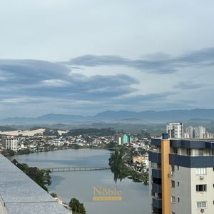 Apartamento com 166m², 2 dormitórios, 2 suítes, 2 vagas no La Vistara em Torres para Comprar